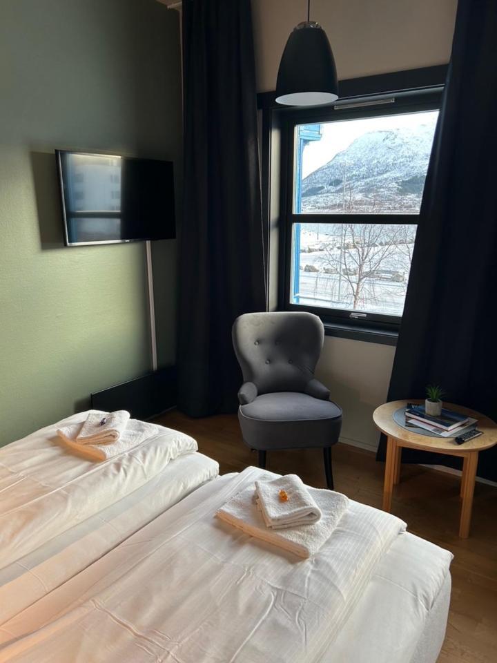 True Vesteralen Hotel ซอร์ทลันด์ ภายนอก รูปภาพ